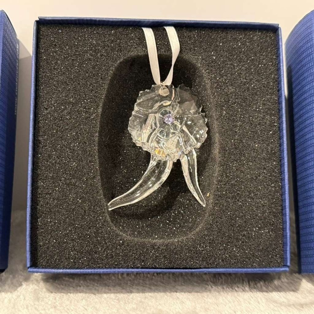 Swarovski SCS Amur Flower Crystal Ornament Authentic GWP 2019 Clear #5428549